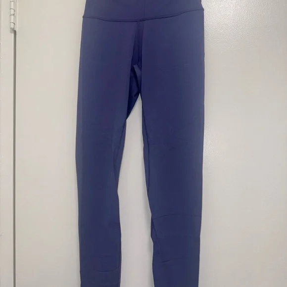 Colorful koala midnight navy leggings size Medium - Picture 2 of 4